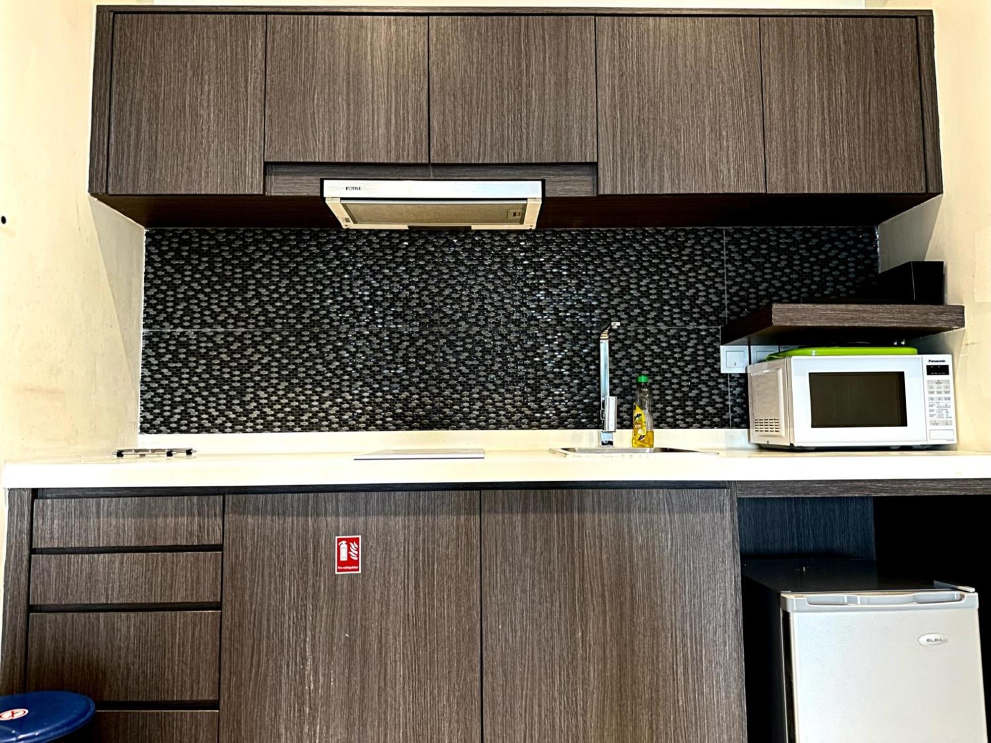 Two-Bedroom Apartment Kk Sabah Кота-Кинабалу Экстерьер фото
